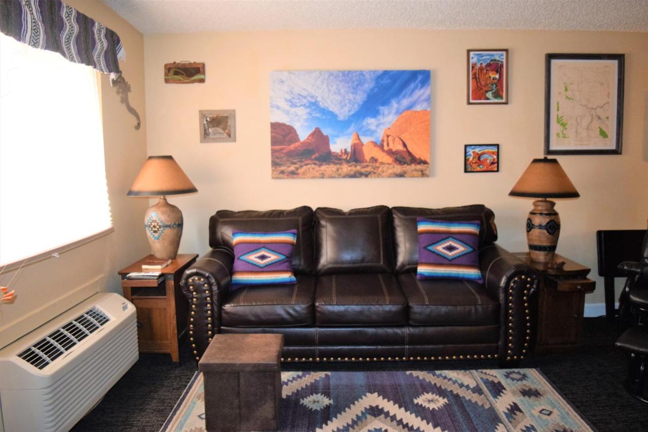 St Dane'S Desert Juniper Cabin Βίλα Moab Εξωτερικό φωτογραφία